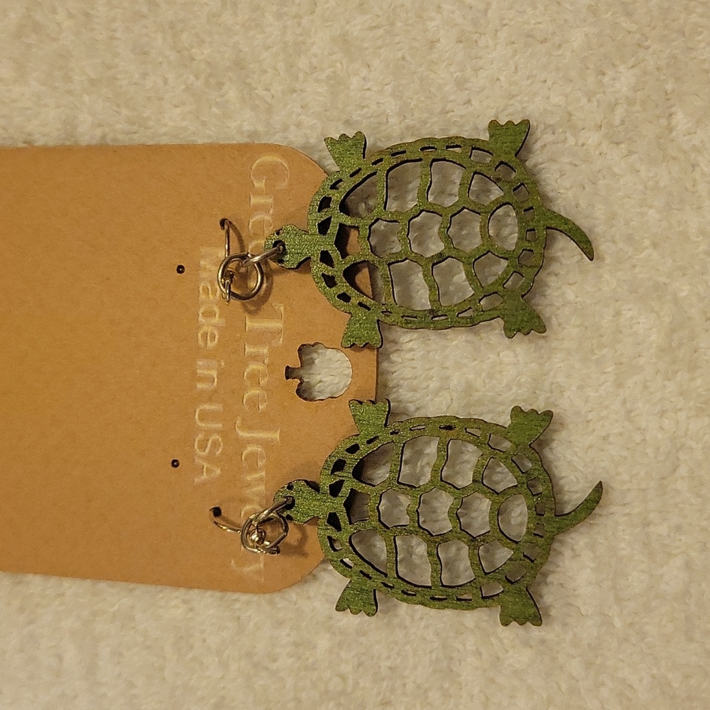 Turtle Earring - Picture 3 of 6